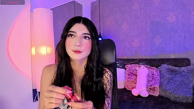 Snapshot of Hi_Soyfer chatting on March 18, 1:34 pm Hi Soyfer online show from March 18, 1:34 pm