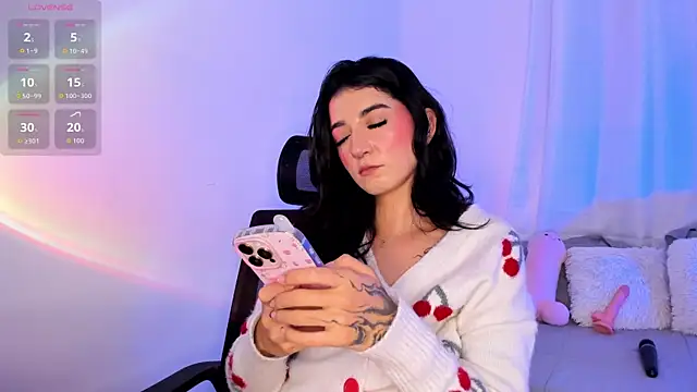 Hi Soyfer online show from December 21, 1:24 pm