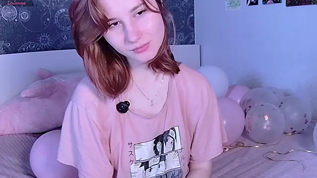Cute Cate404 online show from April 17, 1:52 am