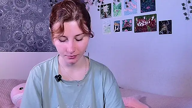 Cute Cate404 online show from May 25, 3:06 am