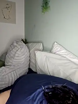 Saucy-Serenity online show from April 2, 8:15 pm