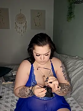 Saucy-Serenity online show from April 5, 8:04 pm