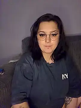 Saucy-Serenity online show from November 2, 8:14 pm