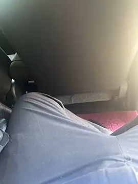 dam-her-boy online show from March 11, 8:30 am