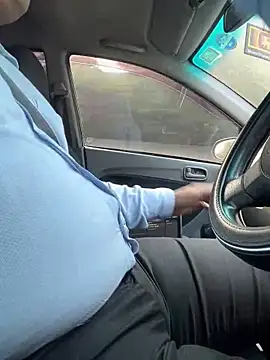 Snapshot of dam-her-boy chatting on November 10, 2:27 am dam-her-boy online show from November 10, 2:27 am