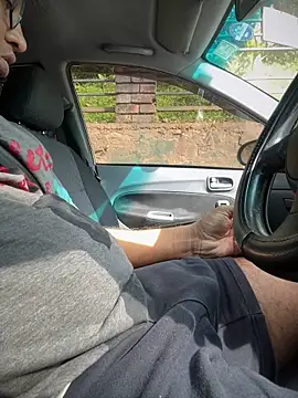 Snapshot of dam-her-boy chatting on November 5, 3:31 am dam-her-boy online show from November 5, 3:31 am