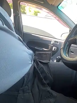 dam-her-boy online show from March 25, 9:41 am