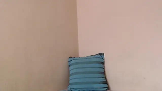 Snapshot of Monkey_uchiha777 chatting on September 30, 5:19 pm Monkey uchiha777 online show from September 30, 5:19 pm