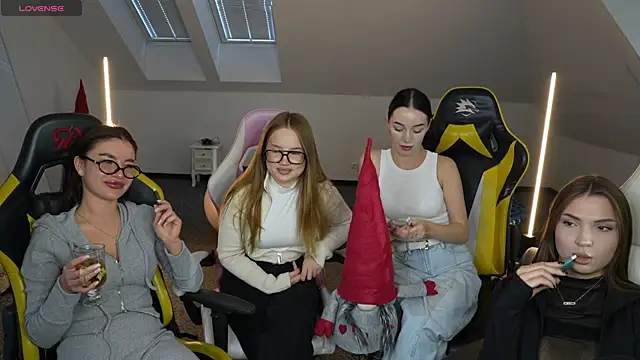 Snapshot of Billie054 chatting on November 5, 8:06 am Billie054 online show from November 5, 8:06 am