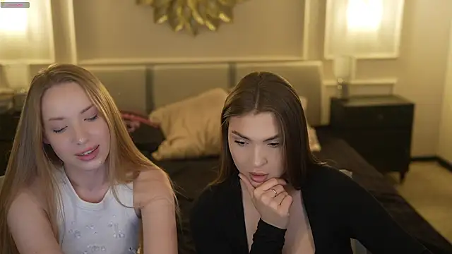 Snapshot of Billie054 chatting on October 25, 7:29 am Billie054 online show from October 25, 7:29 am