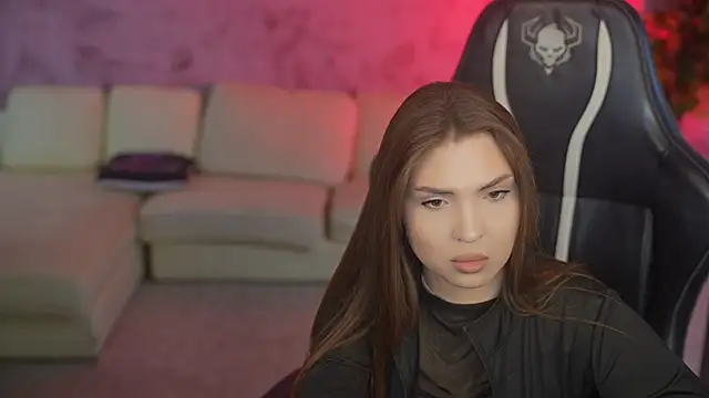 Snapshot of Billie054 chatting on November 15, 7:01 am Billie054 online show from November 15, 7:01 am