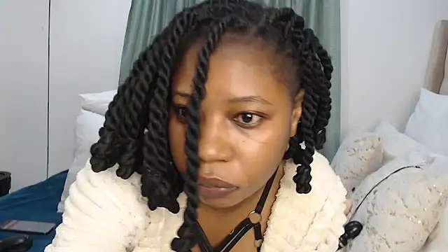 MystiqueTeee online show from June 7, 2:06 am