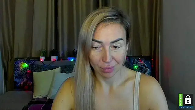 Kiss julli88I online show from December 5, 7:34 pm