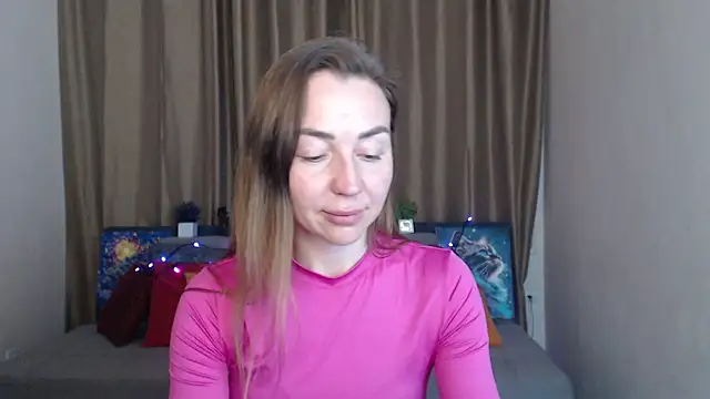 Snapshot of Kiss_julli88I chatting on March 11, 5:46 am Kiss julli88I online show from March 11, 5:46 am