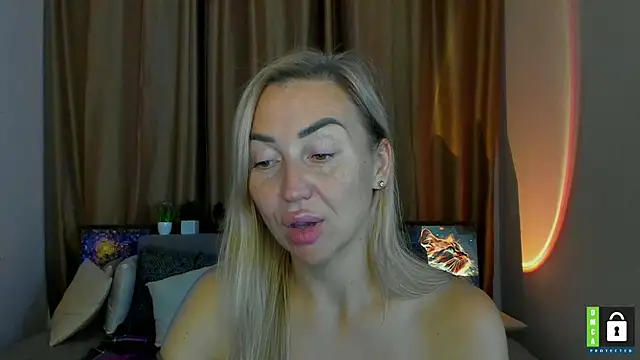 Kiss julli88I online show from October 26, 5:30 am