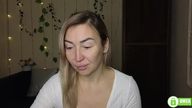 Kiss julli88I online show from January 5, 6:33 pm