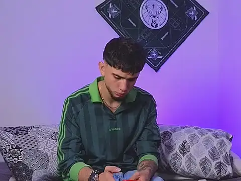 samevansx  online show from October 2, 10:46 pm