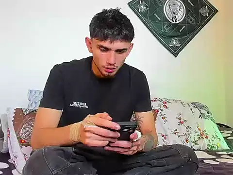 samevansx  online show from February 4, 4:46 pm