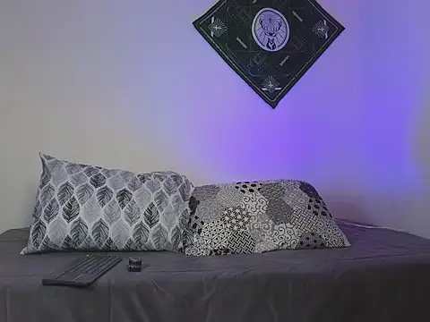 samevansx  online show from October 6, 2:40 pm