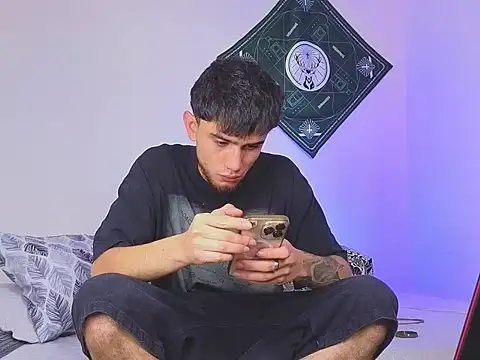 samevansx  online show from November 10, 4:12 pm