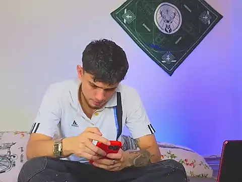 samevansx  online show from December 2, 6:31 pm