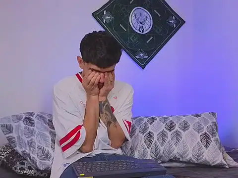 samevansx  online show from September 20, 5:18 pm