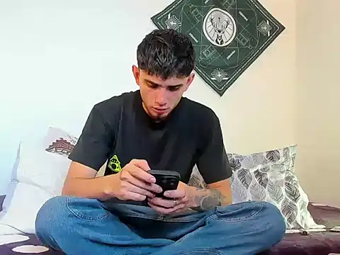 samevansx  online show from February 9, 1:31 pm