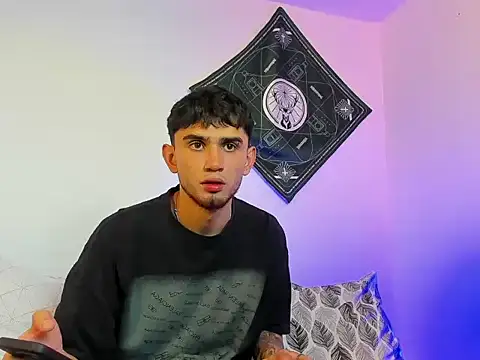 samevansx  online show from February 10, 1:32 pm