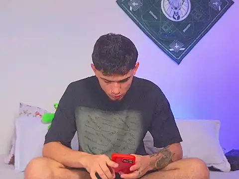 samevansx  online show from November 26, 1:55 pm