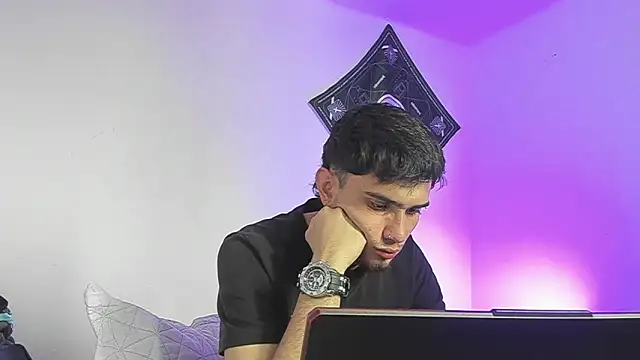 samevansx  online show from May 22, 4:38 pm