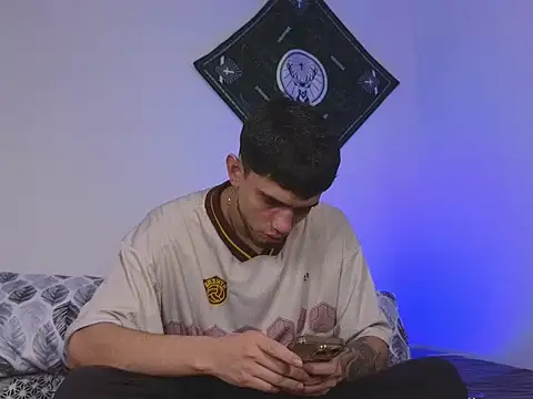 samevansx  online show from September 19, 1:48 pm