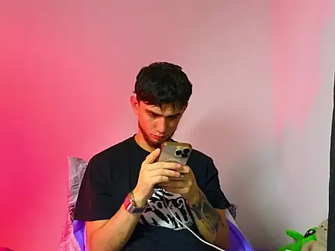 samevansx  online show from December 18, 11:52 pm