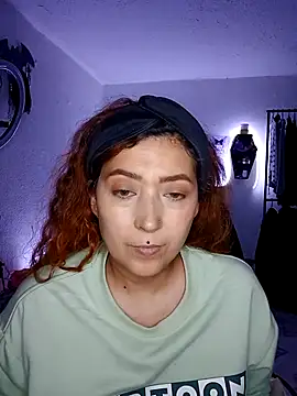 Luz delunaa online show from March 12, 2:52 am