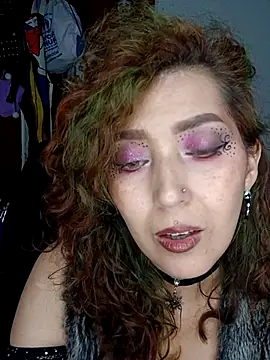 Luz delunaa online show from February 8, 4:54 am