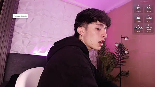 troy rouge online show from November 20, 7:14 pm