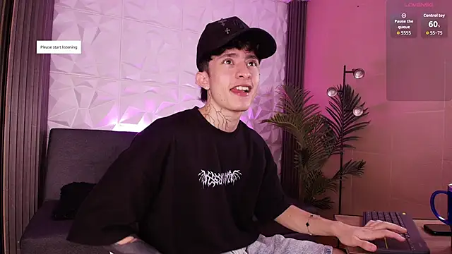 troy rouge online show from November 21, 7:35 pm