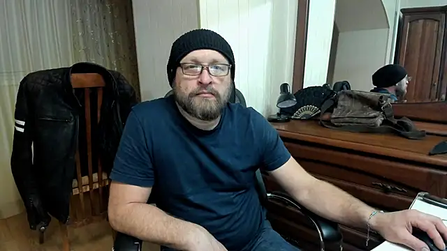 Snapshot of Grandor_M chatting on March 12, 3:07 pm Grandor M online show from March 12, 3:07 pm