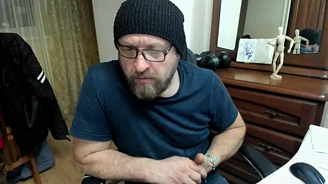 Snapshot of Grandor_M chatting on March 16, 5:07 pm Grandor M online show from March 16, 5:07 pm