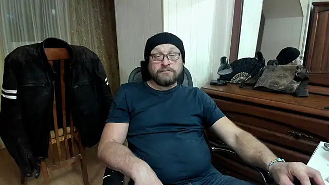 Snapshot of Grandor_M chatting on March 9, 7:48 pm Grandor M online show from March 9, 7:48 pm