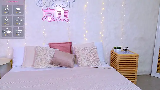 JaneRayan online show from March 15, 5:09 pm