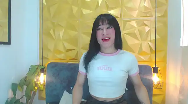 Small Hot19 online show from March 17, 5:27 pm