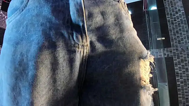 Small Hot19 online show from October 29, 9:52 am