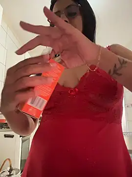 jheicylli online show from May 26, 5:55 pm