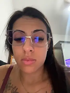 jheicylli online show from January 14, 2:20 pm