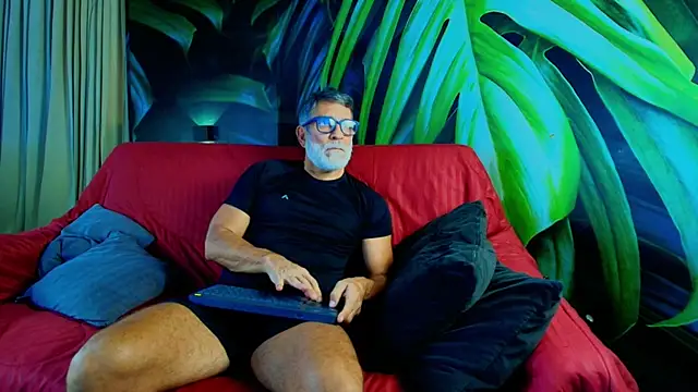 LukeCrews online show from September 30, 7:20 pm