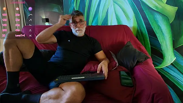 LukeCrews online show from September 9, 5:33 pm