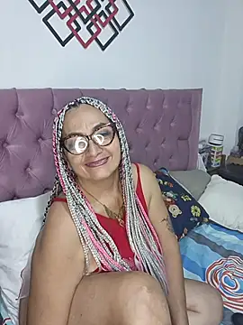 AlessandraLeroy online show from November 26, 1:38 am