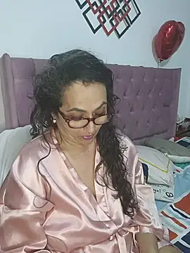 AlessandraLeroy online show from February 28, 2:22 am