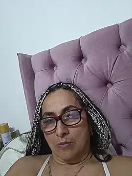 AlessandraLeroy online show from January 8, 2:06 am