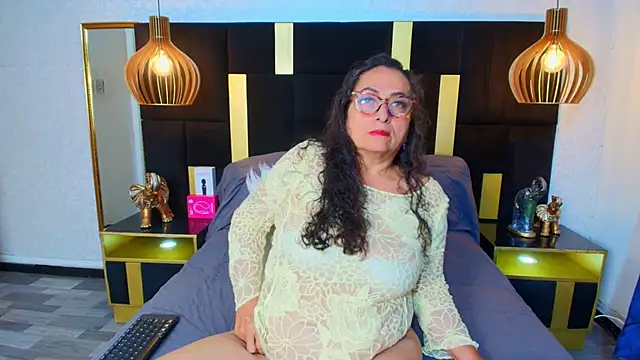 Snapshot of AlessandraLeroy chatting on September 9, 12:36 pm AlessandraLeroy online show from September 9, 12:36 pm